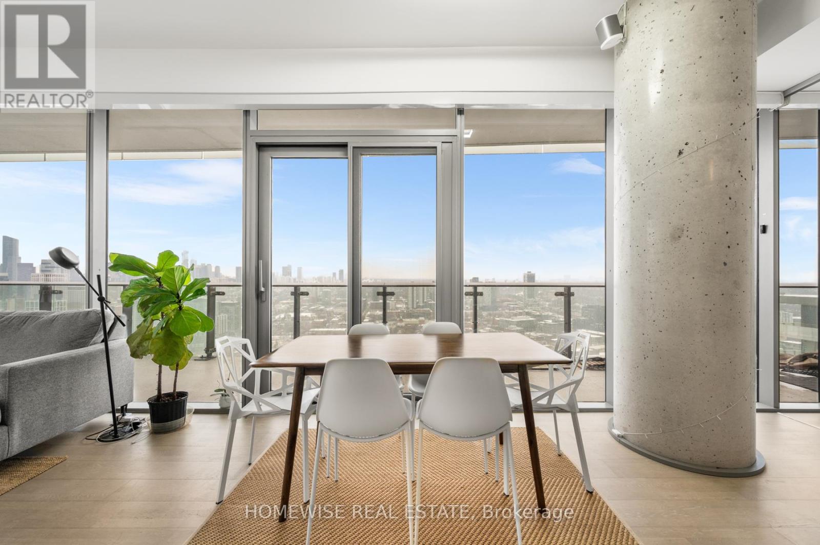 3802 - 70 Distillery Lane, Toronto, ON - Indoor Photo Showing Dining Room
