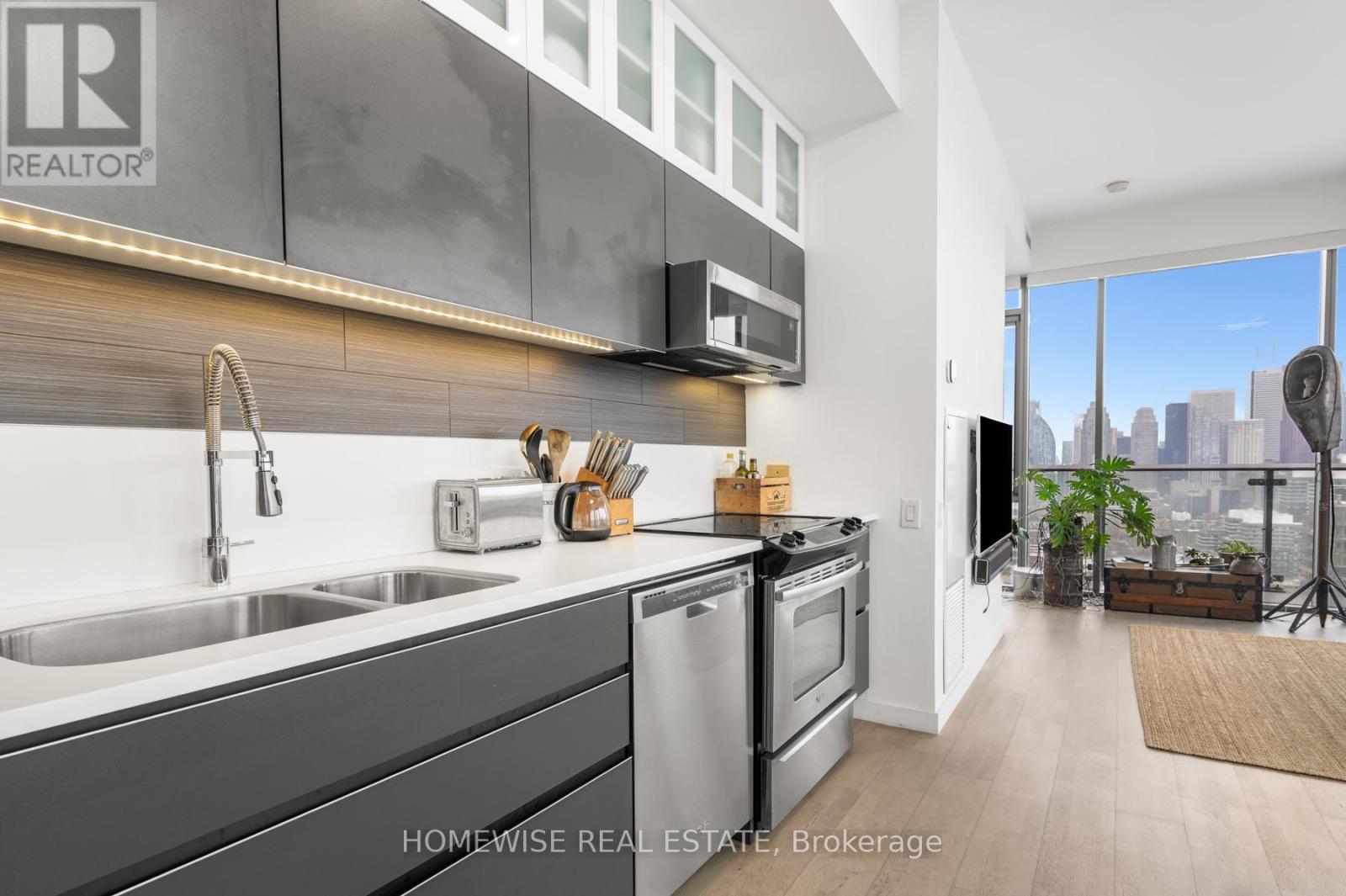 3802 - 70 Distillery Lane, Toronto, ON - Indoor Photo Showing Kitchen With Double Sink