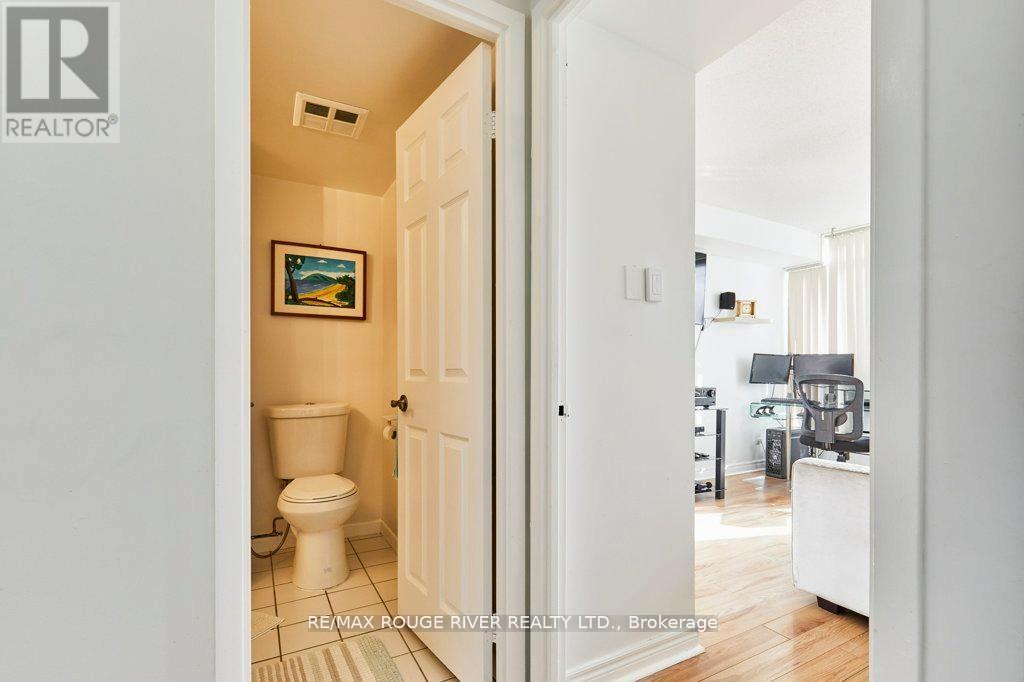 1103 - 4725 Sheppard Avenue E, Toronto, ON - Indoor Photo Showing Bathroom