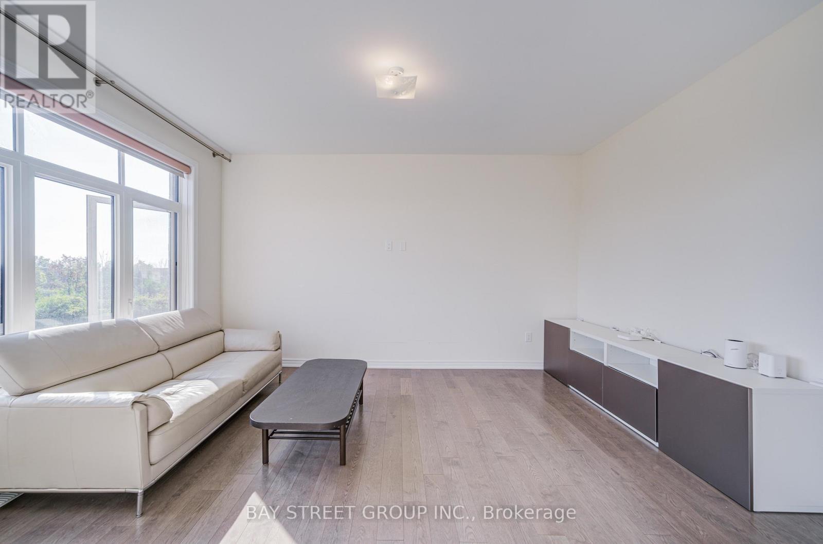 2643 Delphinium Trail, Pickering, ON - Indoor