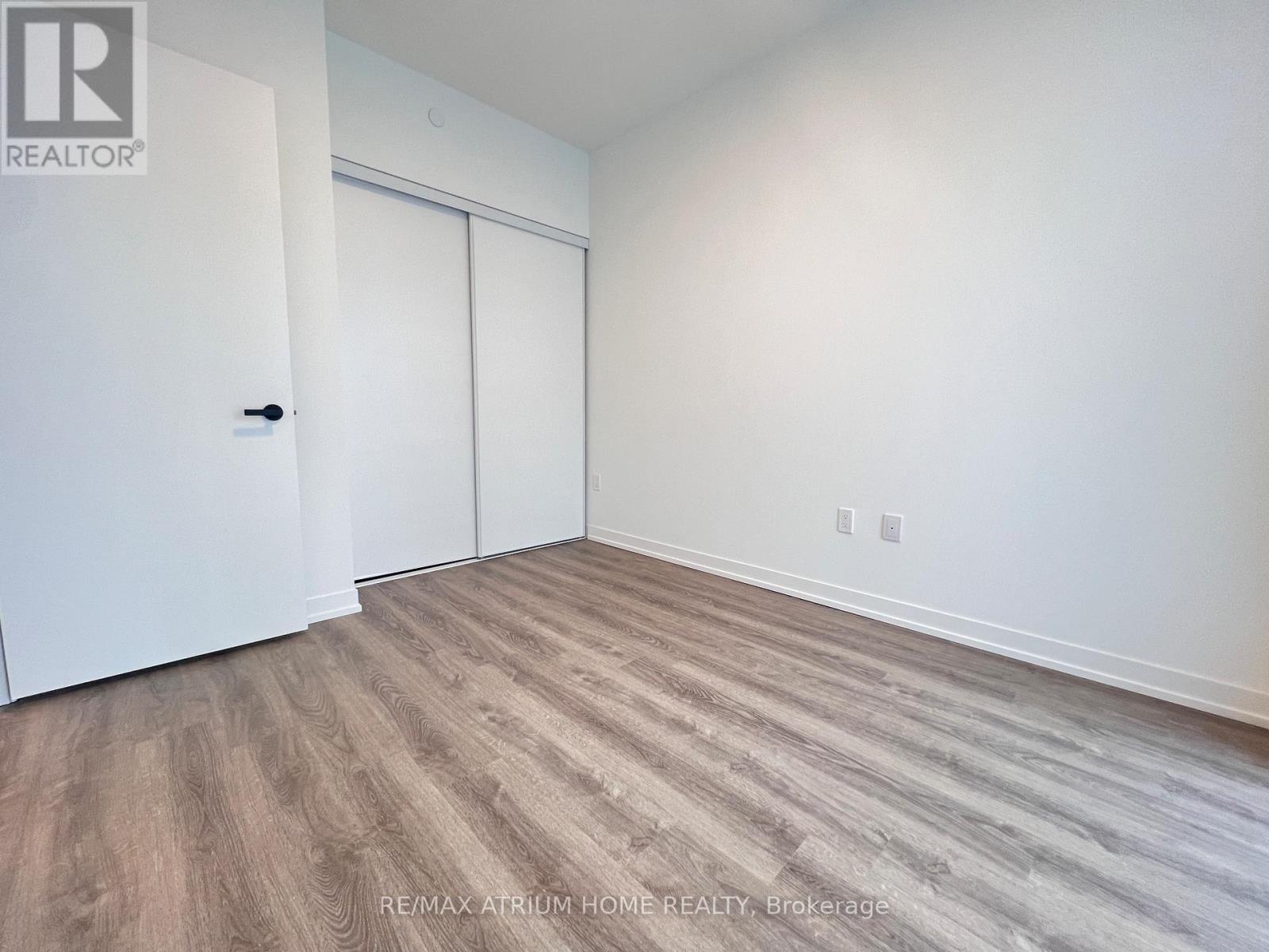 4815 - 8 Interchange Way, Vaughan, ON - Indoor Photo Showing Other Room