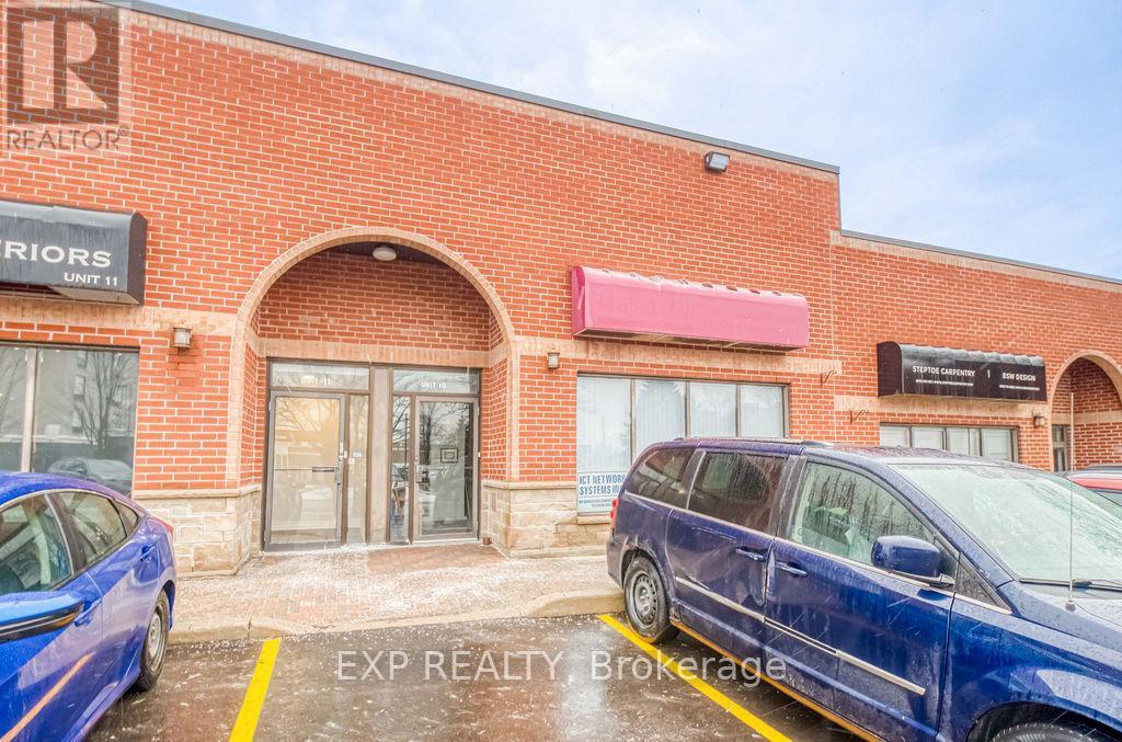 10 - 110 Pony Drive, Newmarket, ON