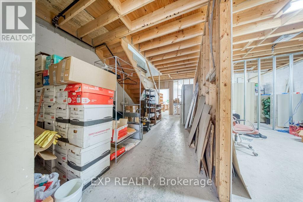 10 - 110 Pony Drive, Newmarket, ON