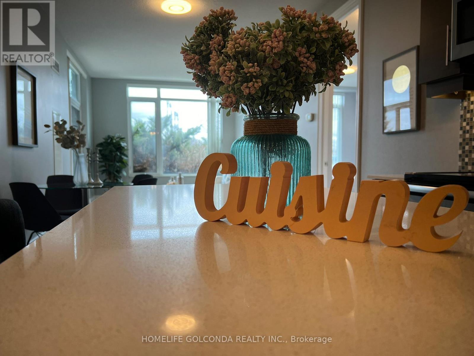 112 - 273 South Park Road, Markham, ON - Indoor Photo Showing Dining Room
