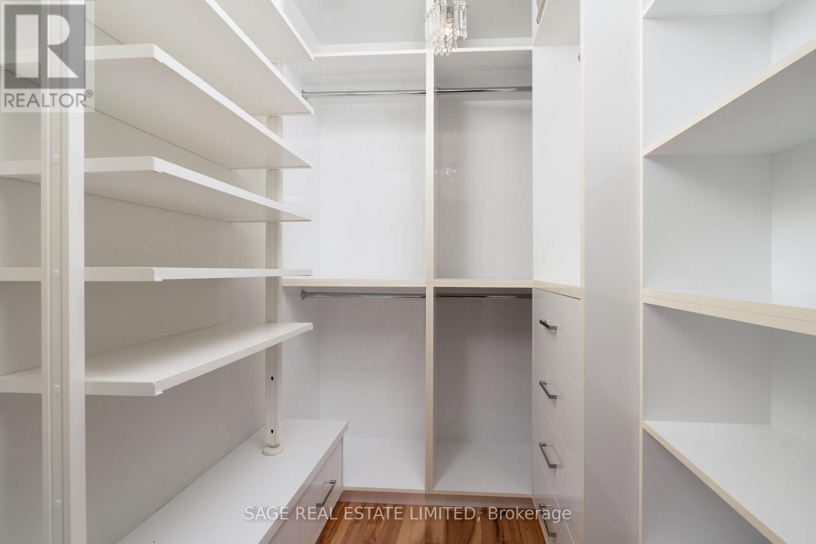 Farmhouse Suite - 15724 Hurontario Street, Caledon, ON