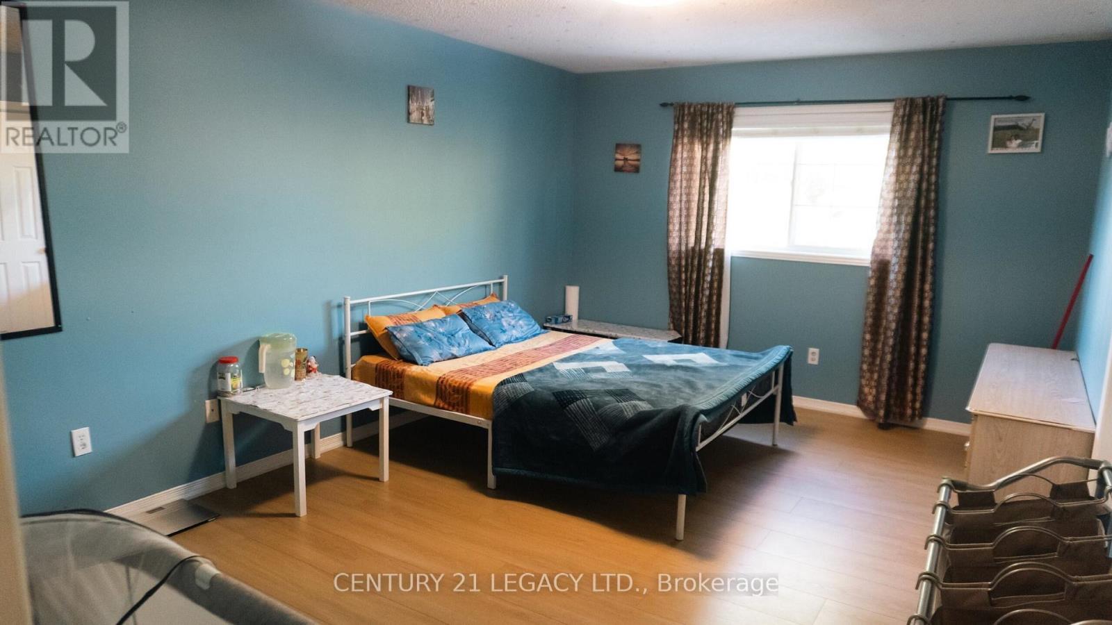25 Revelstoke Place, Brampton, ON - Indoor Photo Showing Bedroom