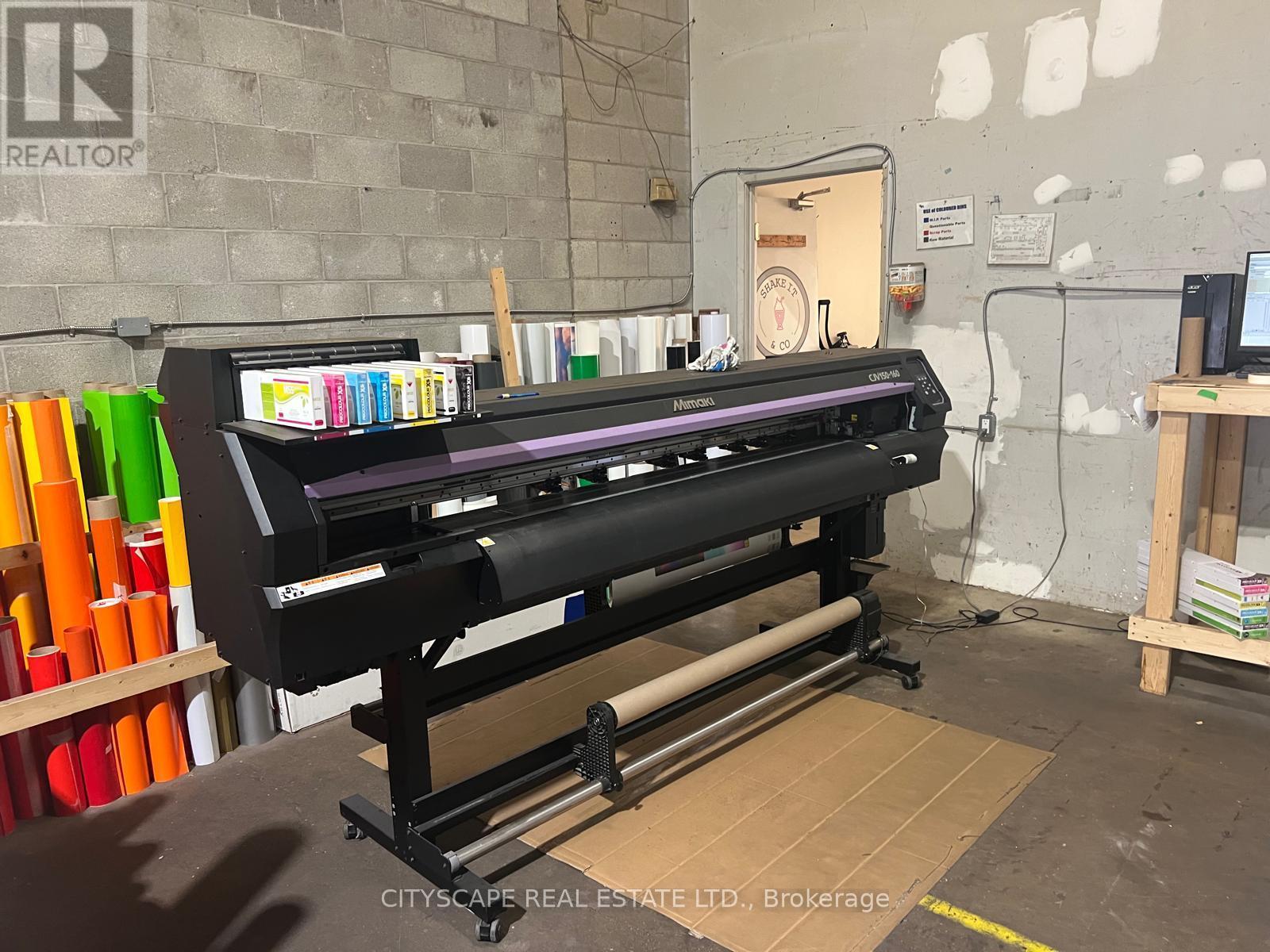 5 - 2430 Lucknow Drive, Mississauga, ON