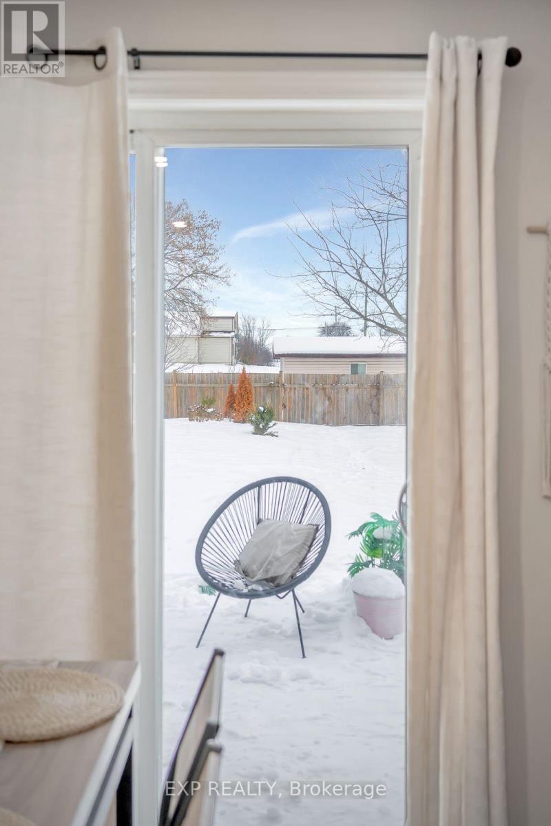 267 Station Street, Belleville (Belleville Ward), ON - Indoor Photo Showing Other Room