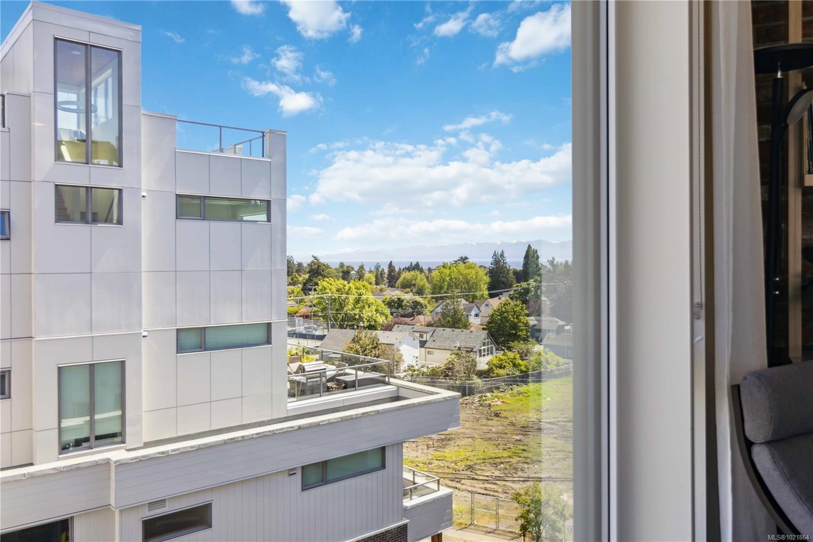 601-501 Park Pl, Esquimalt, BC - Photo Showing Other Room