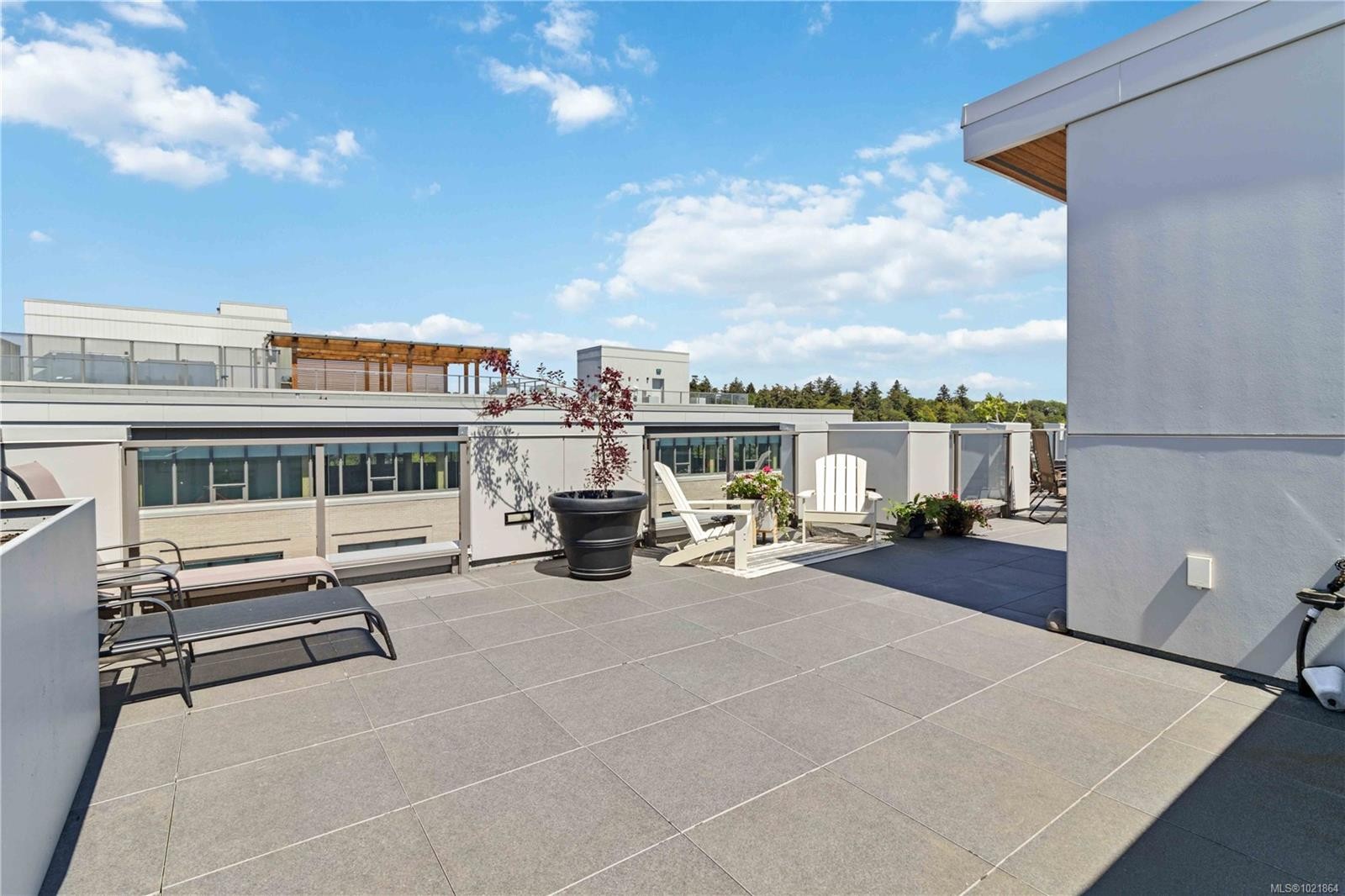 601-501 Park Pl, Esquimalt, BC - Outdoor