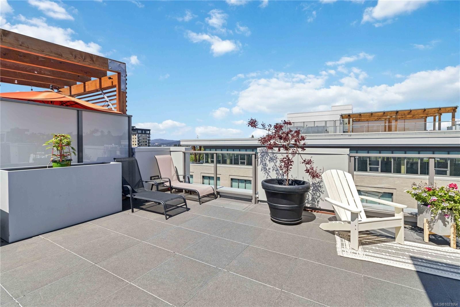 601-501 Park Pl, Esquimalt, BC - Outdoor