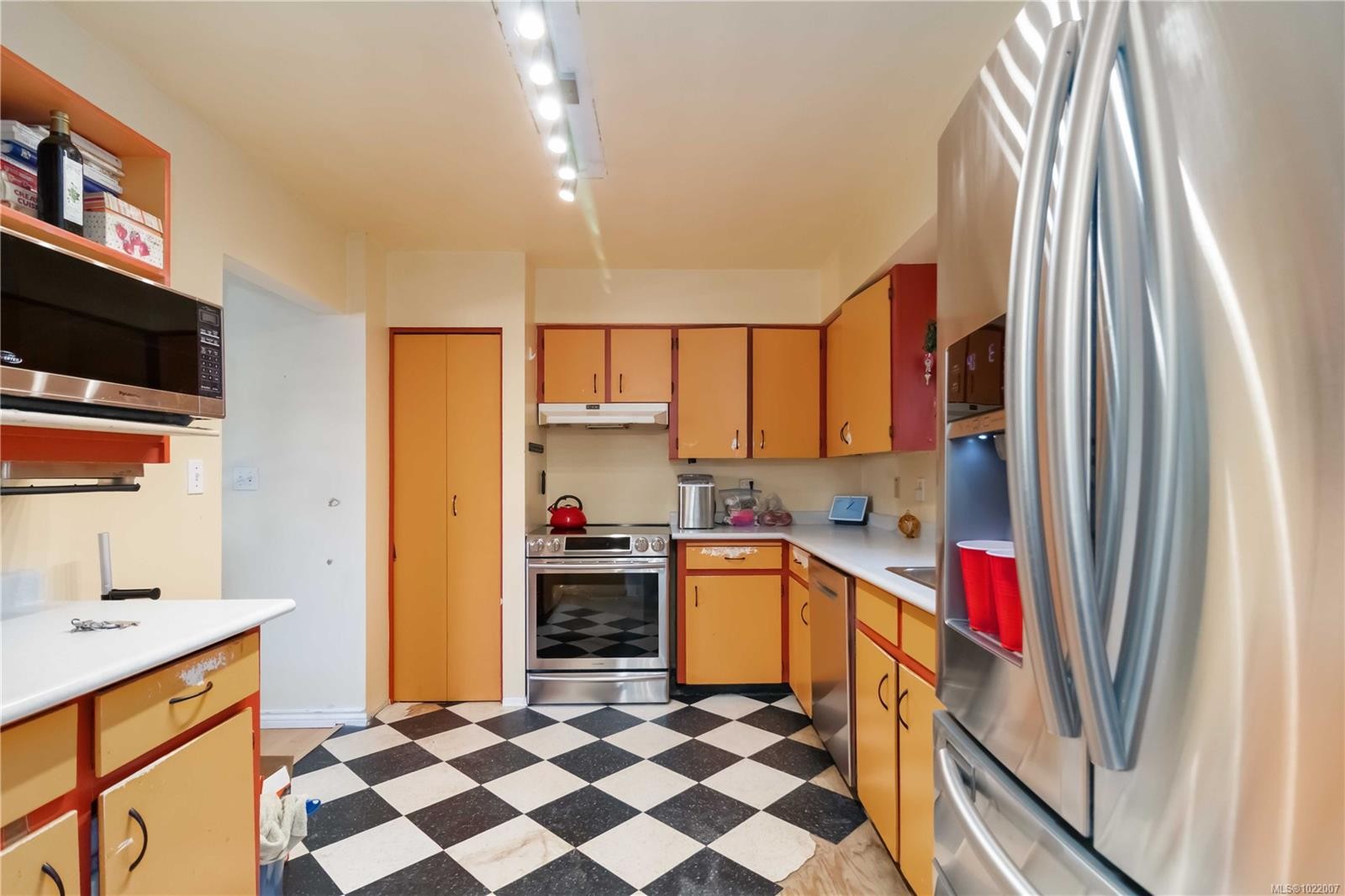 7225 Early Pl, Central Saanich, BC