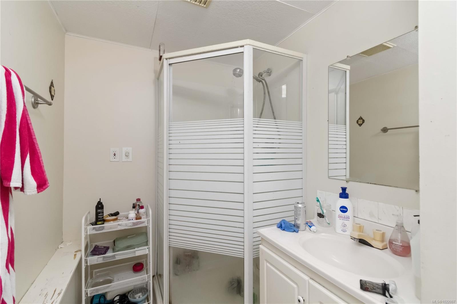 7225 Early Pl, Central Saanich, BC