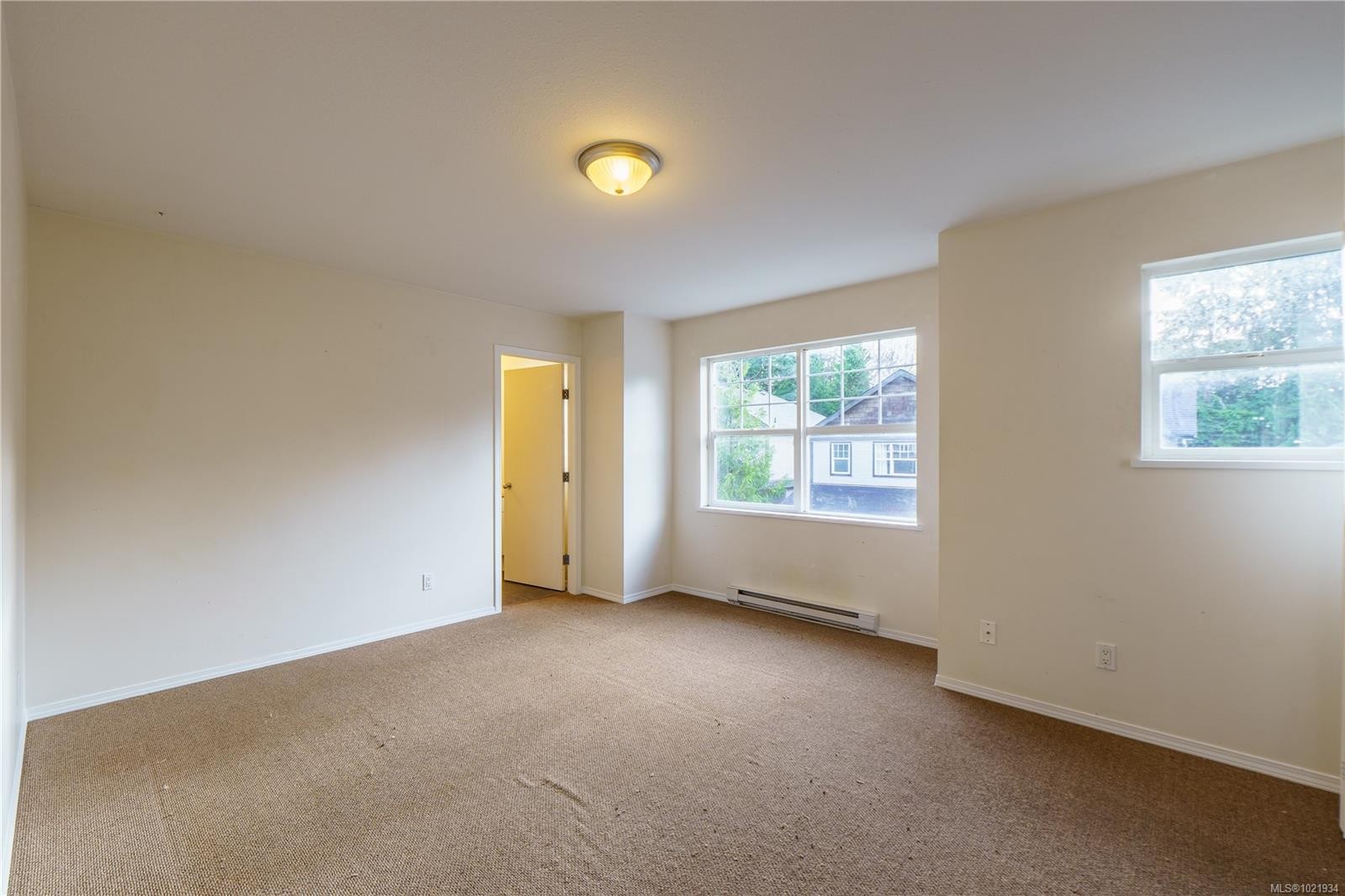 809 Ocean Park Dr, Tofino, BC