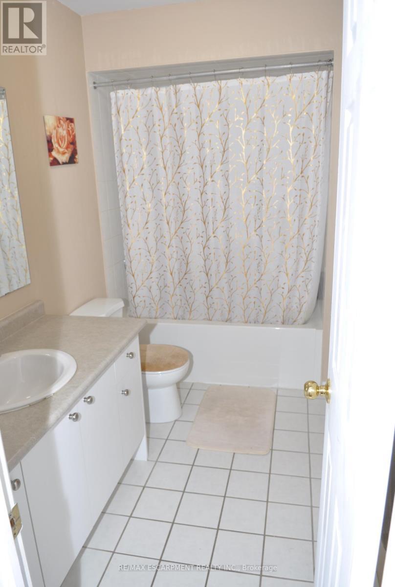 52 Arlington Drive, Georgina, ON - Indoor Photo Showing Bathroom