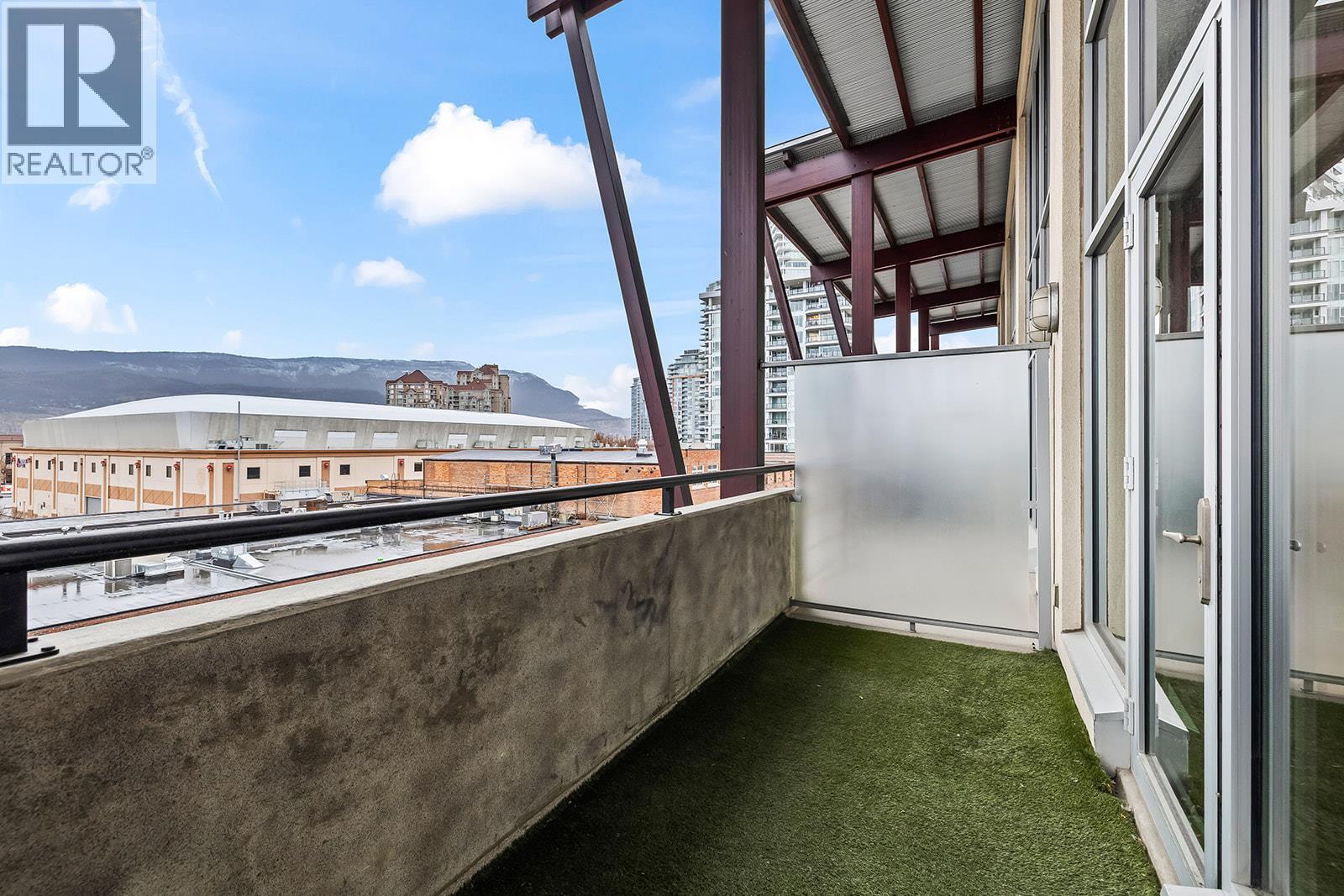 1289 Ellis Street Unit# 411, Kelowna, BC - Outdoor