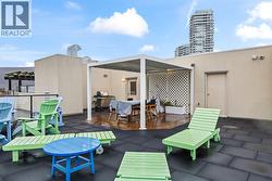 common area roof top patio -