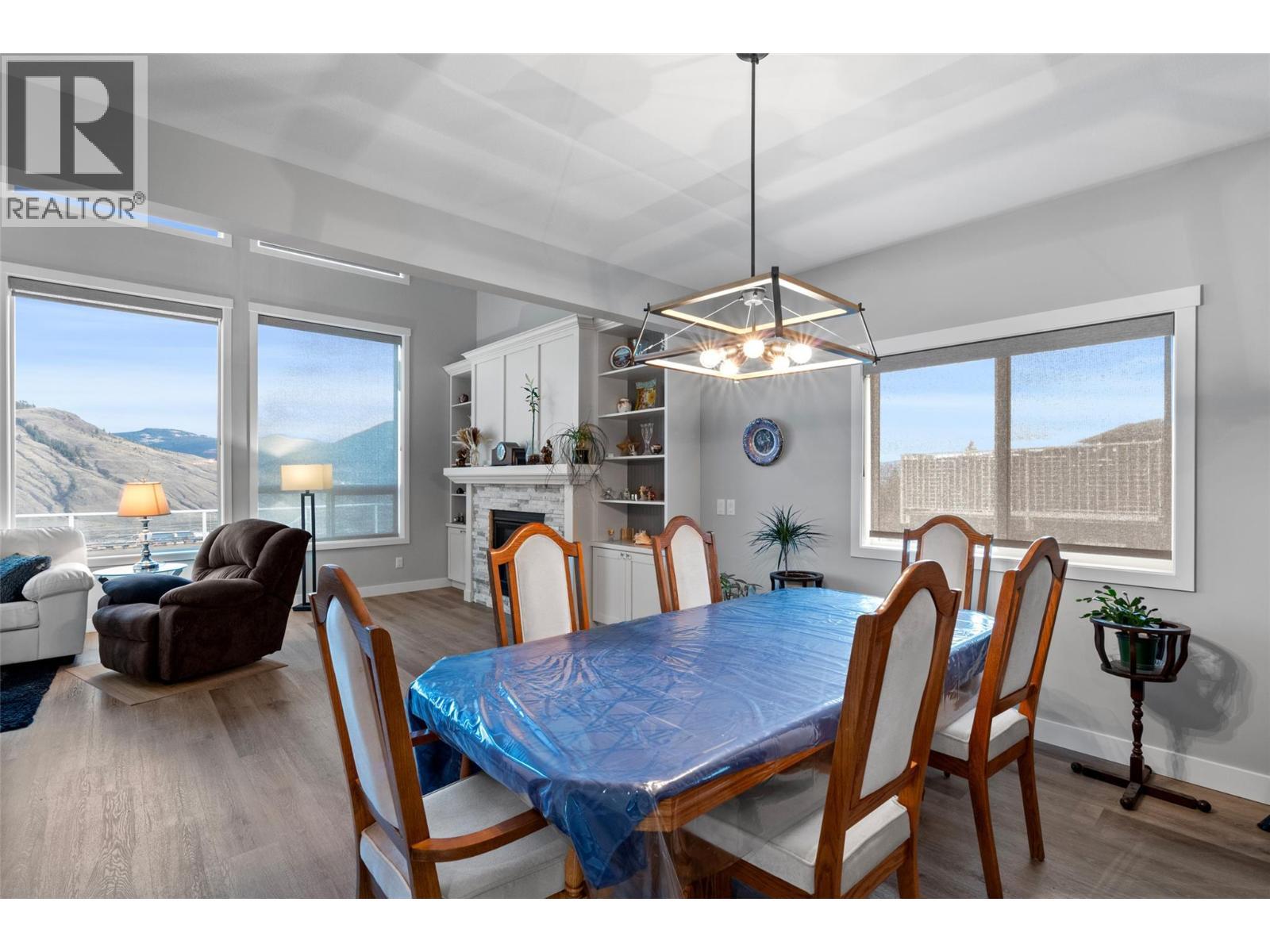 2244 Doubletree Crescent, Kamloops, BC - Indoor Photo Showing Dining Room