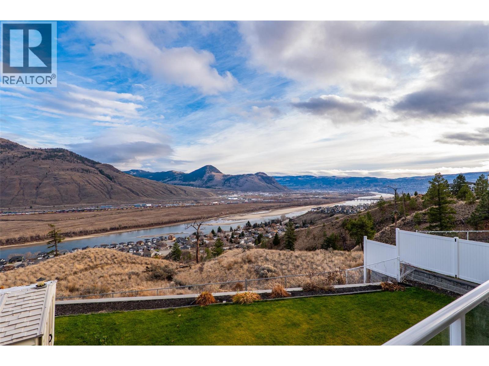 2244 Doubletree Crescent, Kamloops, BC - Outdoor With View