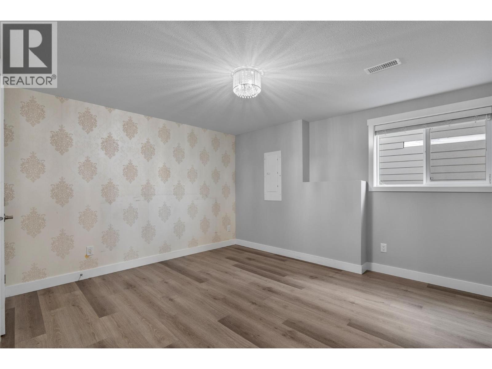 2244 Doubletree Crescent, Kamloops, BC - Indoor Photo Showing Other Room