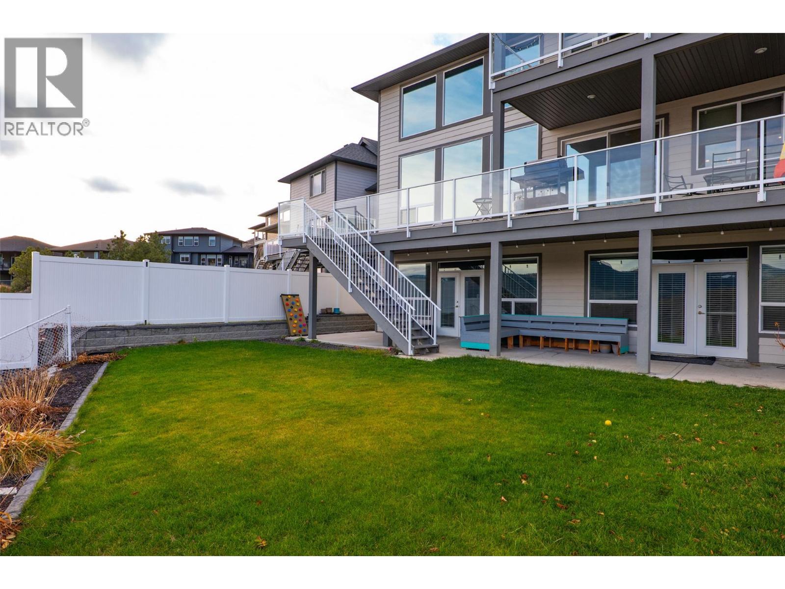 2244 Doubletree Crescent, Kamloops, BC - Outdoor With Balcony
