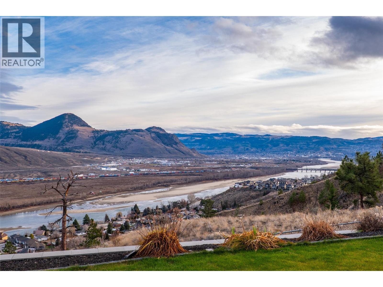 2244 Doubletree Crescent, Kamloops, BC - Outdoor With View