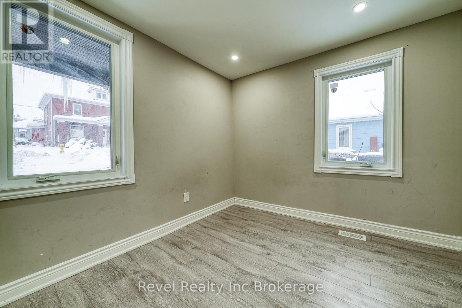 123 Charles Street E, Ingersoll (Ingersoll - South), ON - Indoor Photo Showing Other Room