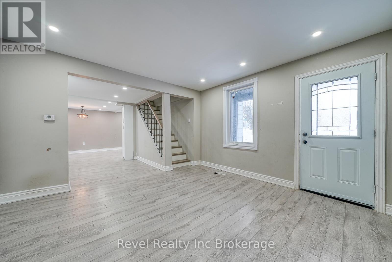 123 Charles Street E, Ingersoll (Ingersoll - South), ON - Indoor Photo Showing Other Room