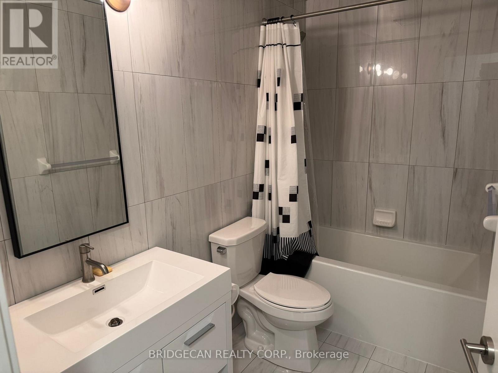 414 - 106 Dovercourt Road, Toronto, ON - Indoor Photo Showing Bathroom