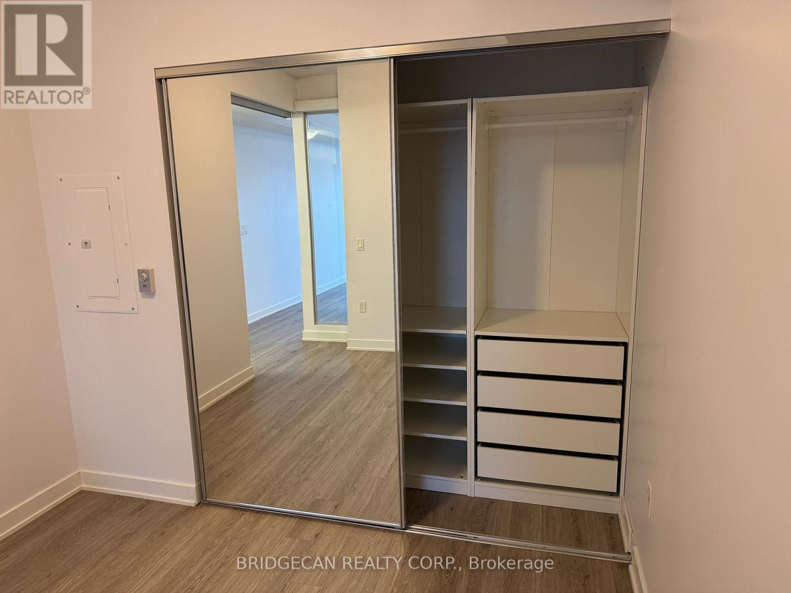 414 - 106 Dovercourt Road, Toronto, ON - Indoor Photo Showing Other Room