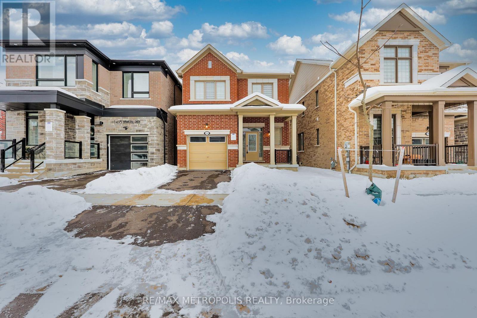 1493 Hawktail Path, Pickering, ON - Outdoor With Facade