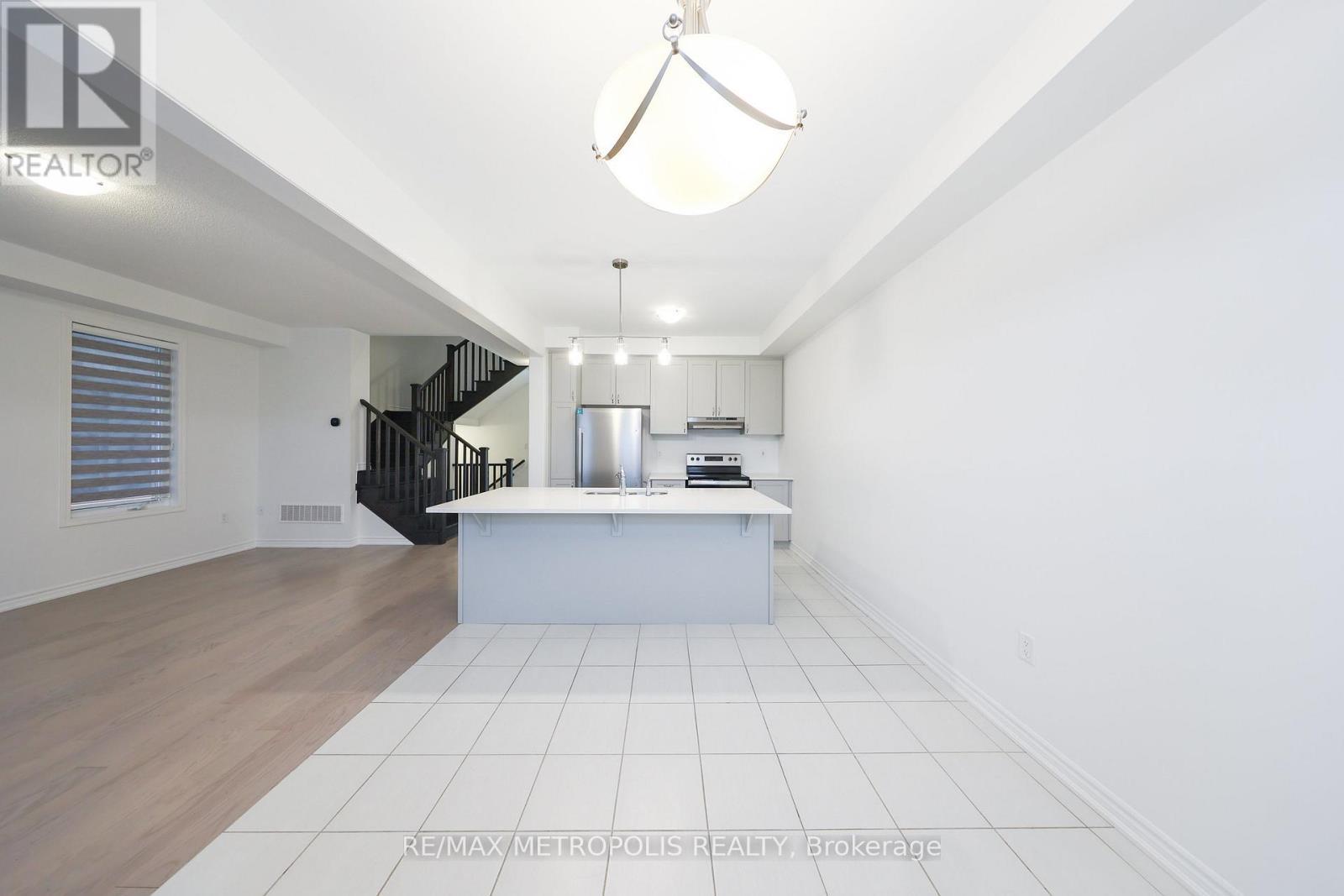 1493 Hawktail Path, Pickering, ON - Indoor