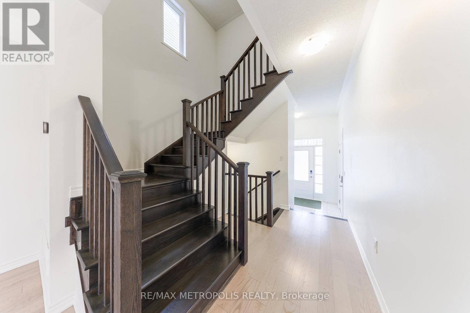 1493 Hawktail Path, Pickering, ON - Indoor Photo Showing Other Room