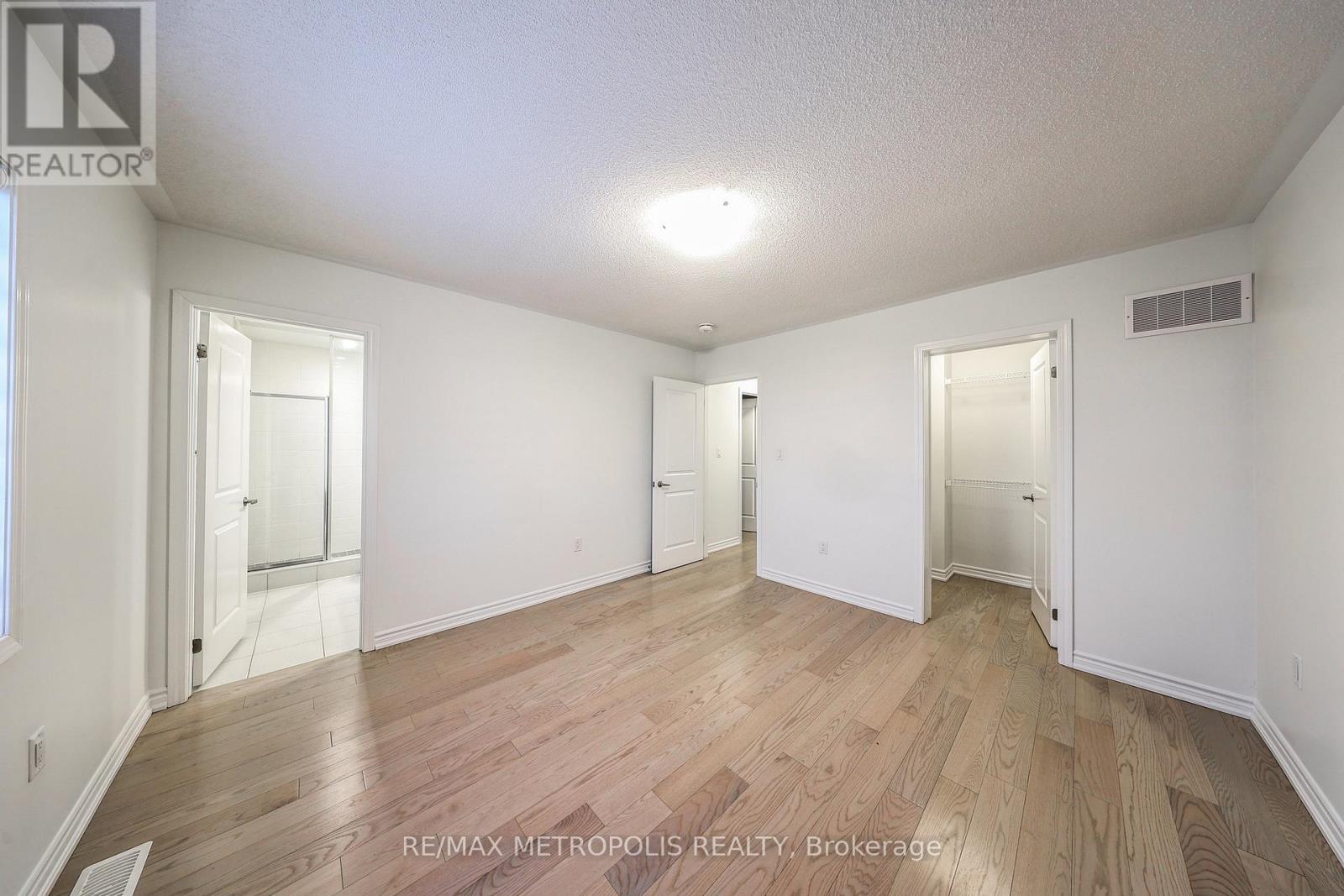 1493 Hawktail Path, Pickering, ON - Indoor Photo Showing Other Room