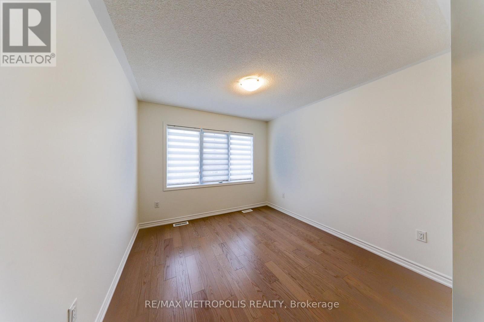 1493 Hawktail Path, Pickering, ON - Indoor Photo Showing Other Room