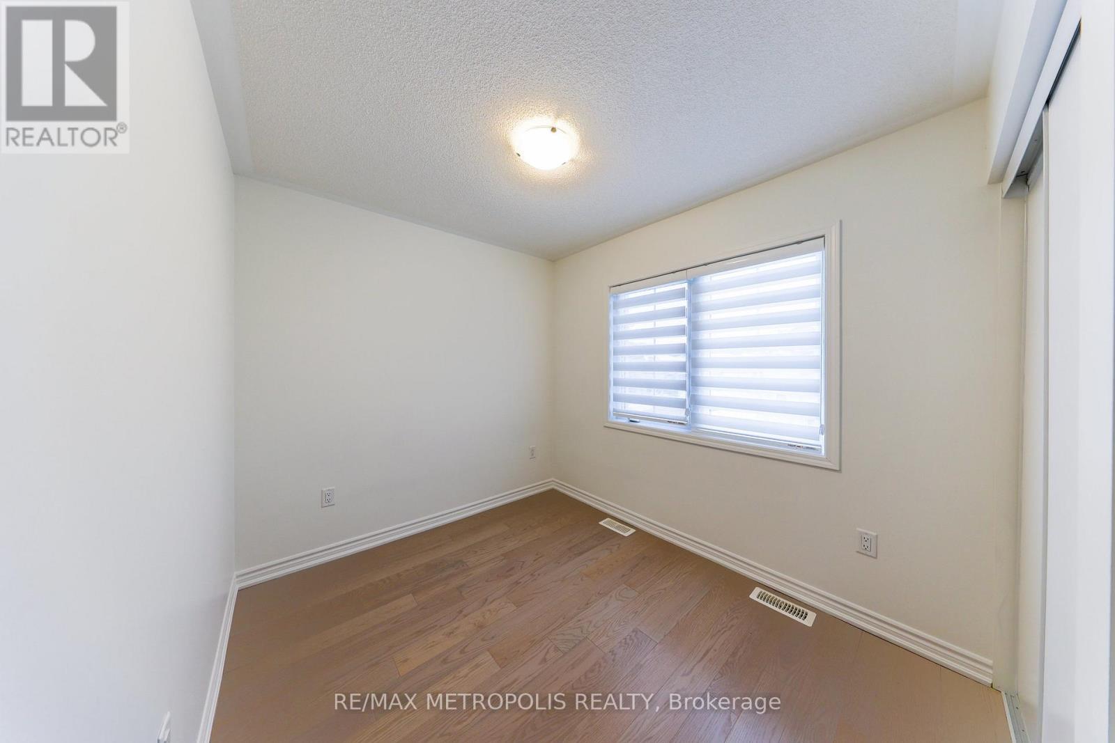 1493 Hawktail Path, Pickering, ON - Indoor Photo Showing Other Room