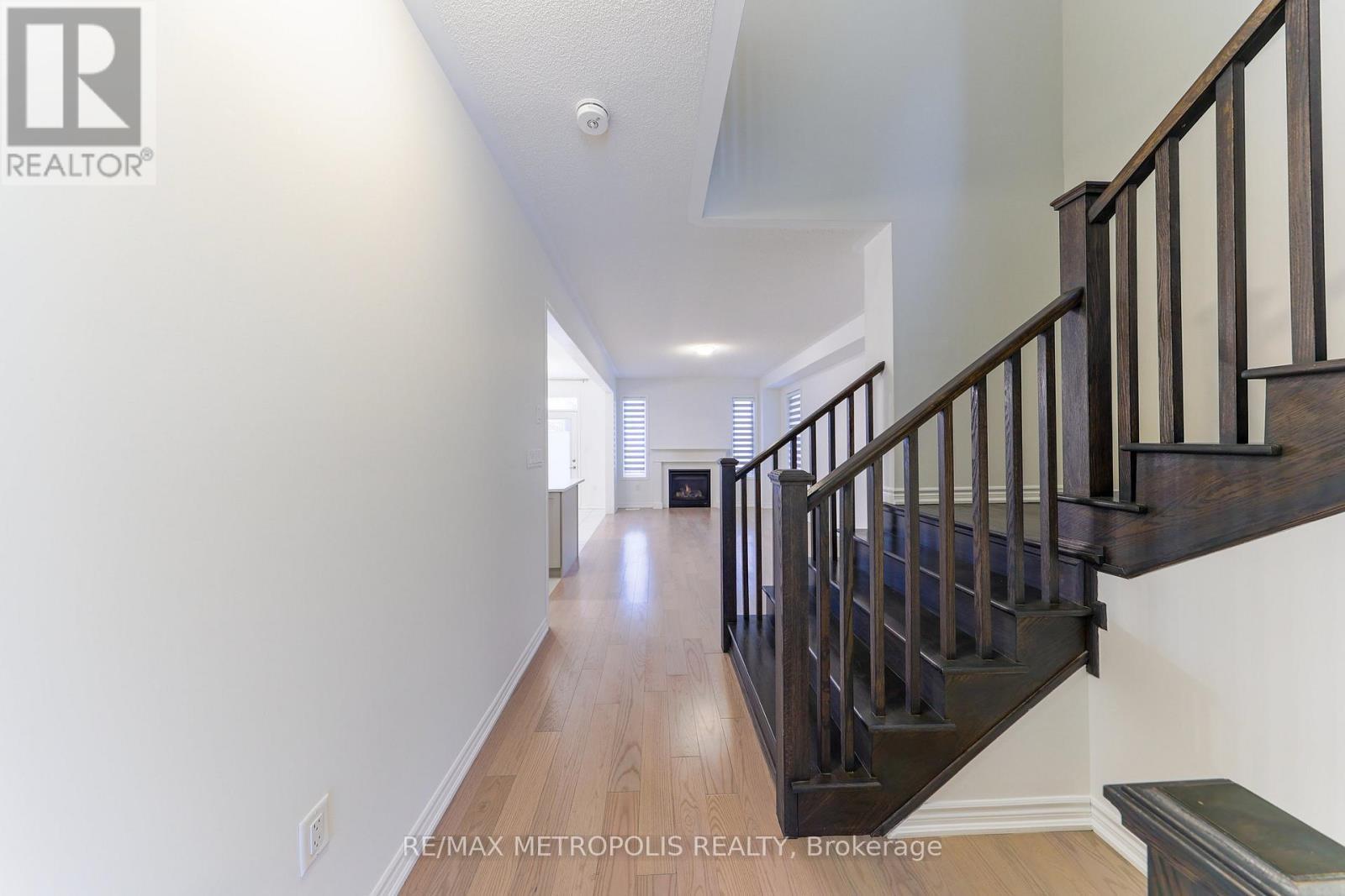 1493 Hawktail Path, Pickering, ON - Indoor Photo Showing Other Room