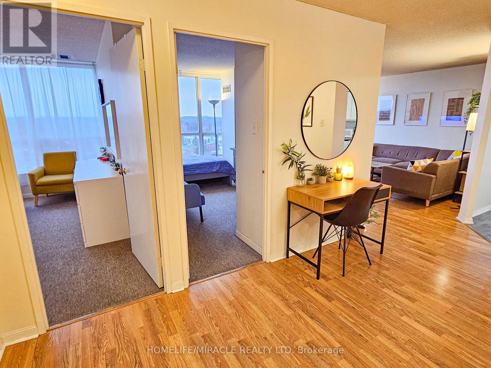 1206 - 12 Laurelcrest Street, Brampton, ON - Indoor Photo Showing Other Room