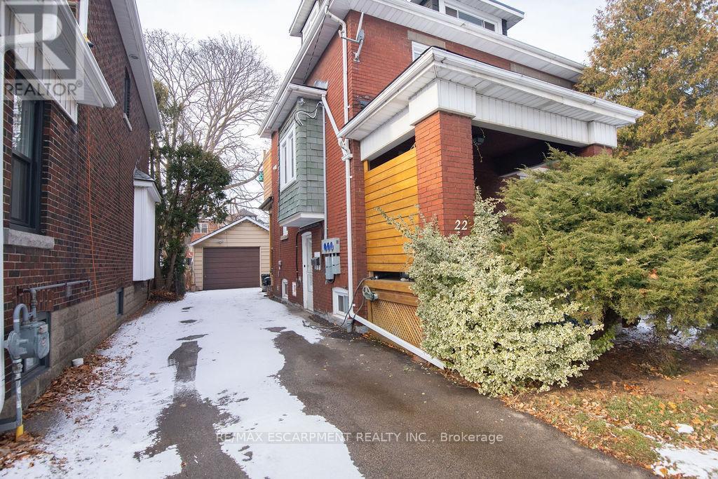 1 - 22 Prospect Street S, Hamilton, ON - Outdoor