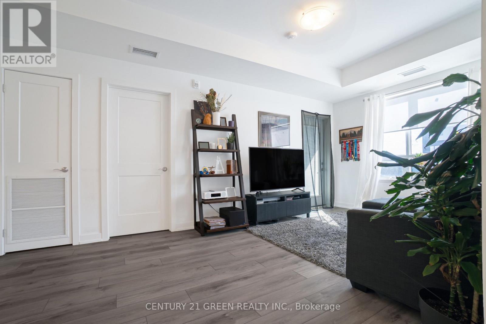 407 - 255 Northfield Drive E, Waterloo, ON - Indoor