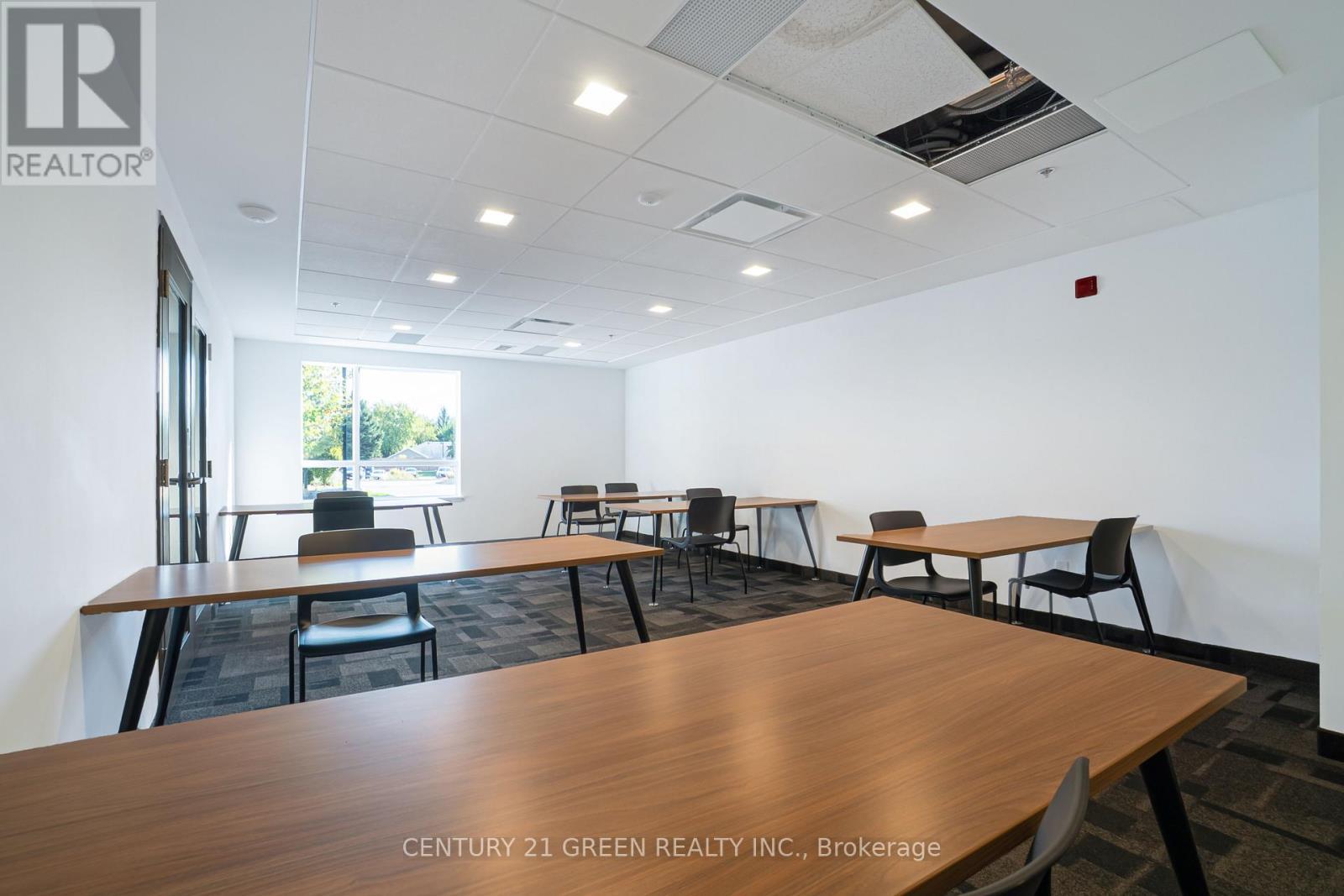 407 - 255 Northfield Drive E, Waterloo, ON - Indoor Photo Showing Other Room