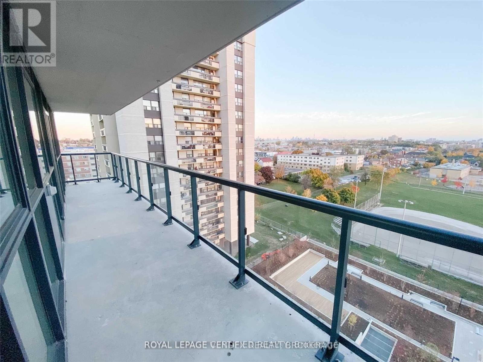 1009 - 1461 Lawrence Avenue W, Toronto, ON - Outdoor With Balcony With View With Exterior