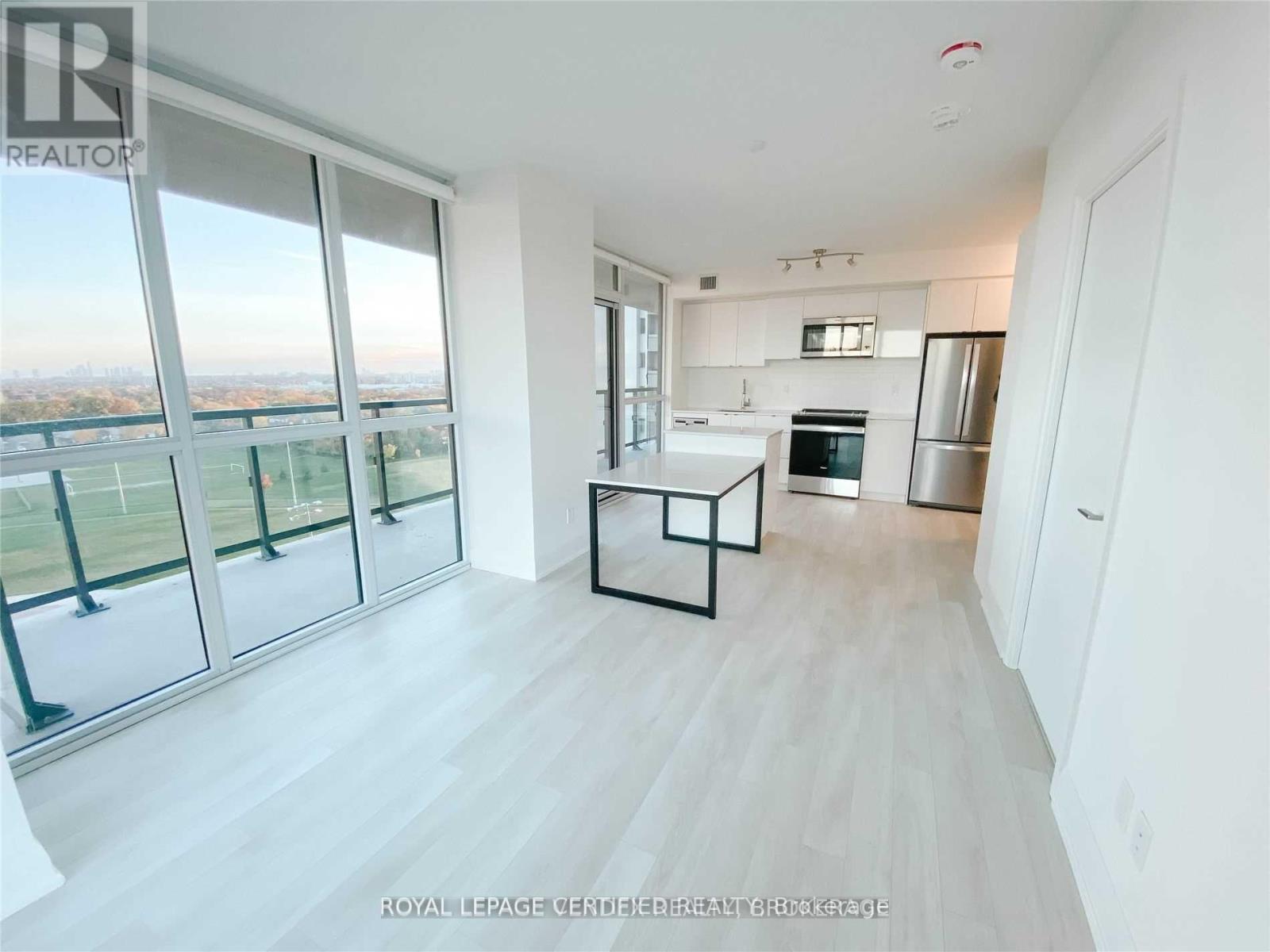 1009 - 1461 Lawrence Avenue W, Toronto, ON -