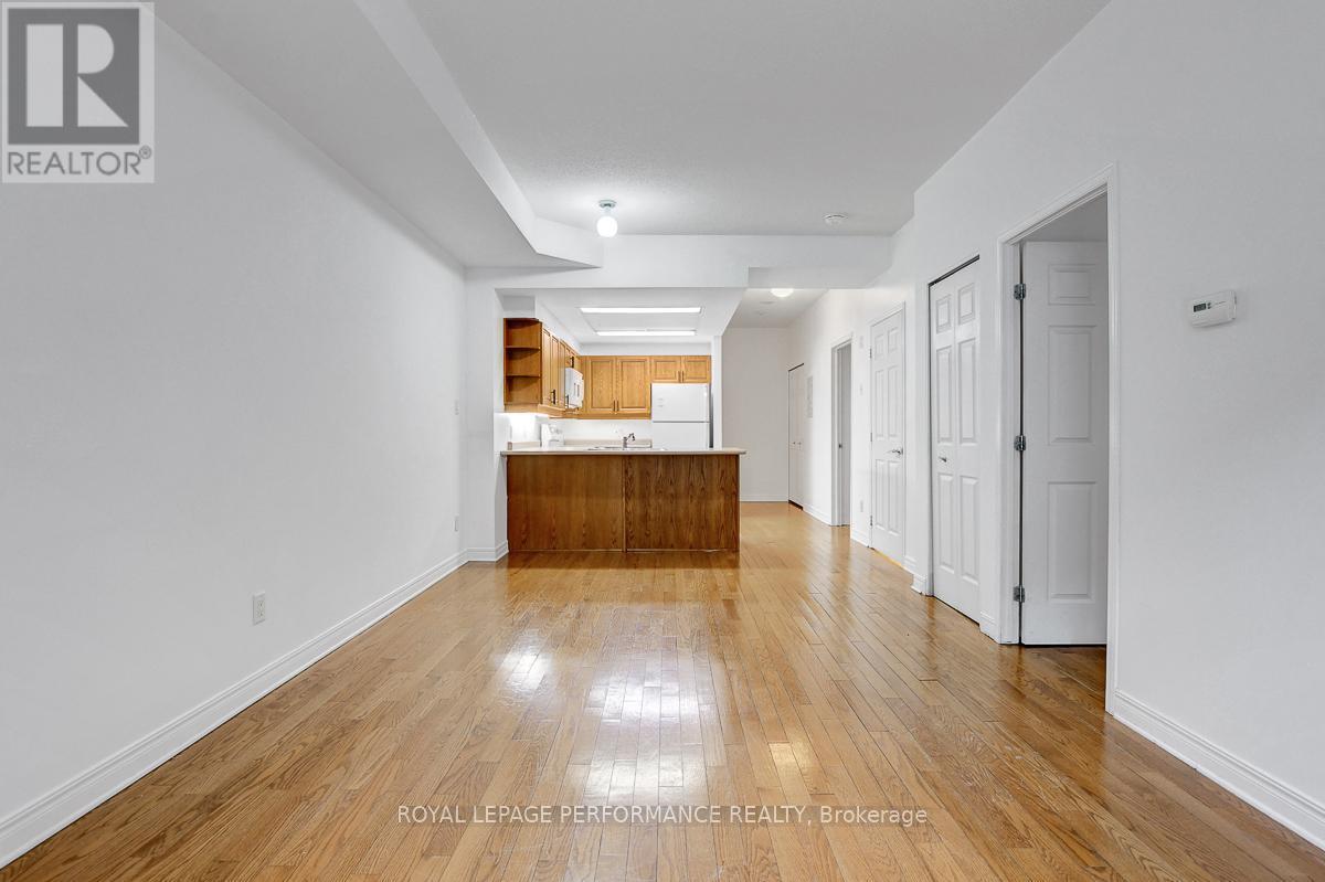 103 - 134 York Street, Ottawa, ON - Indoor