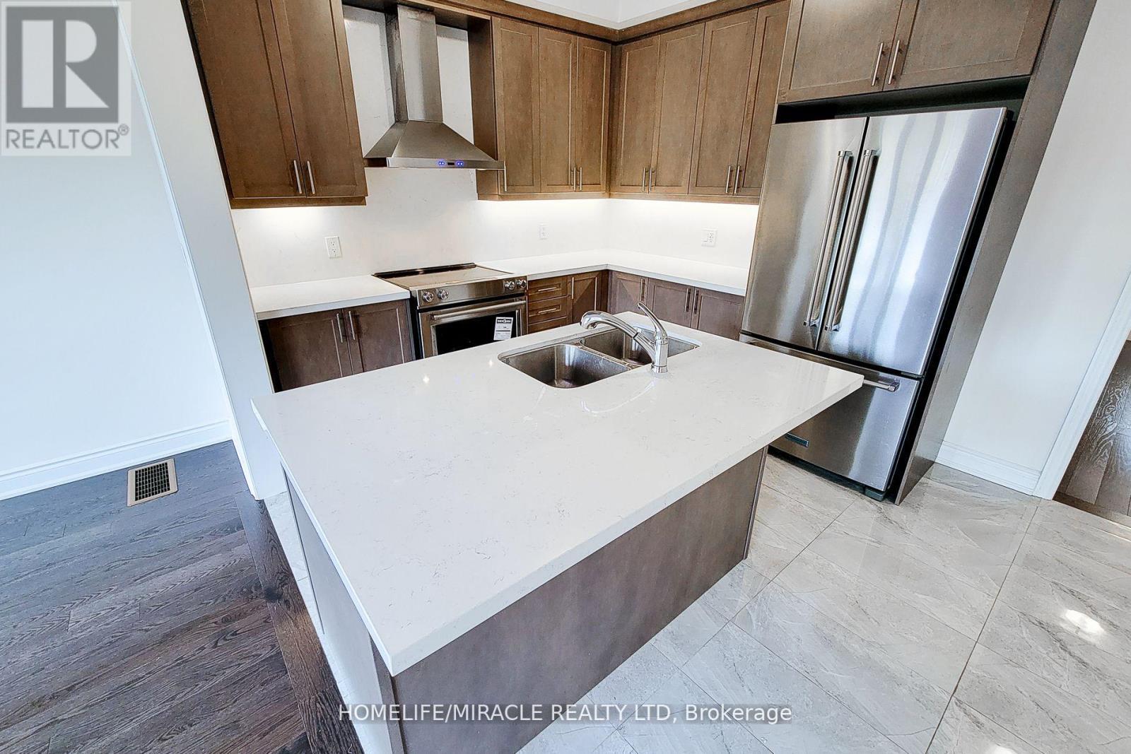 1101 Garner Road, Hamilton, ON - Indoor Photo Showing Kitchen With Stainless Steel Kitchen With Double Sink With Upgraded Kitchen