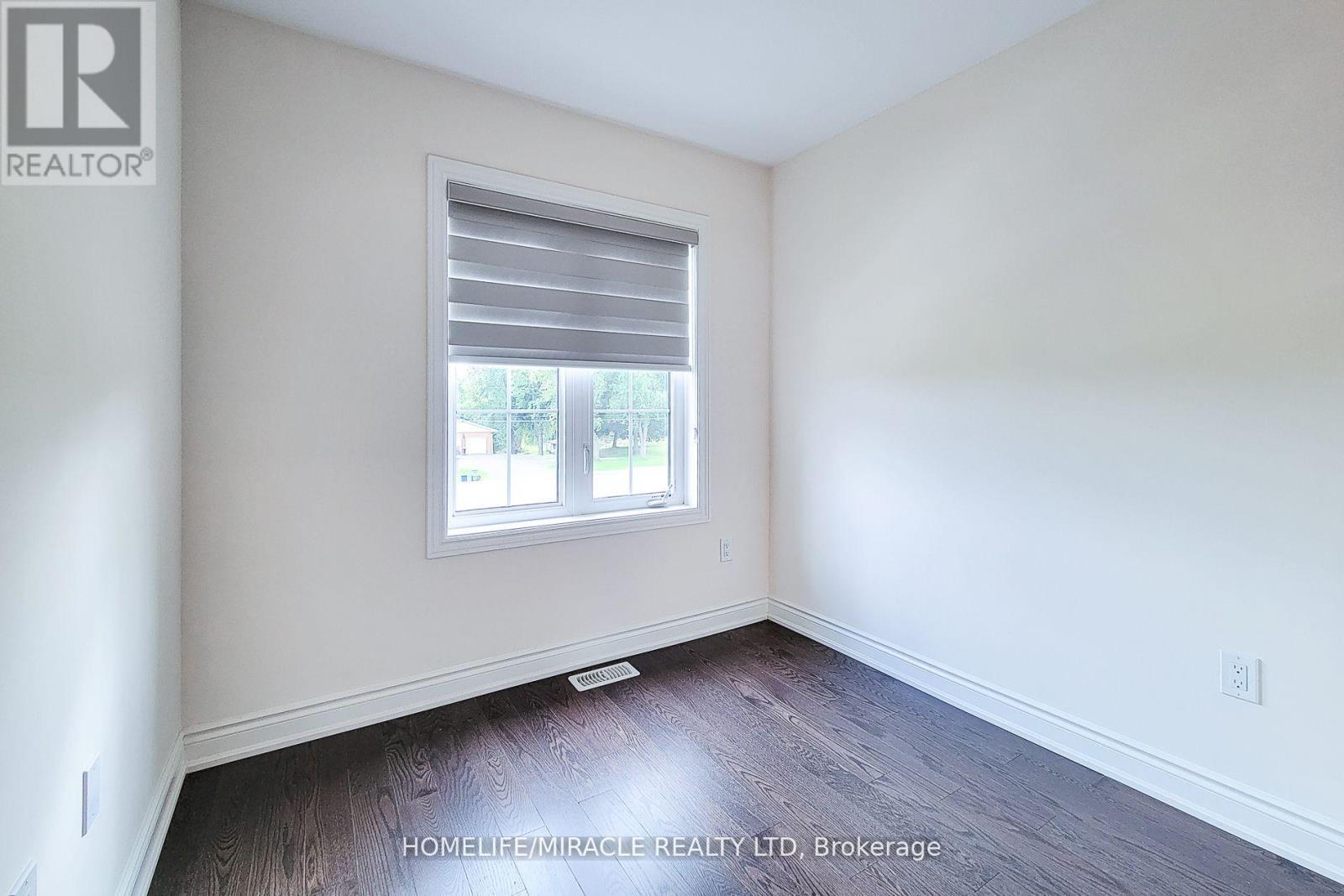 1101 Garner Road, Hamilton, ON - Indoor Photo Showing Other Room