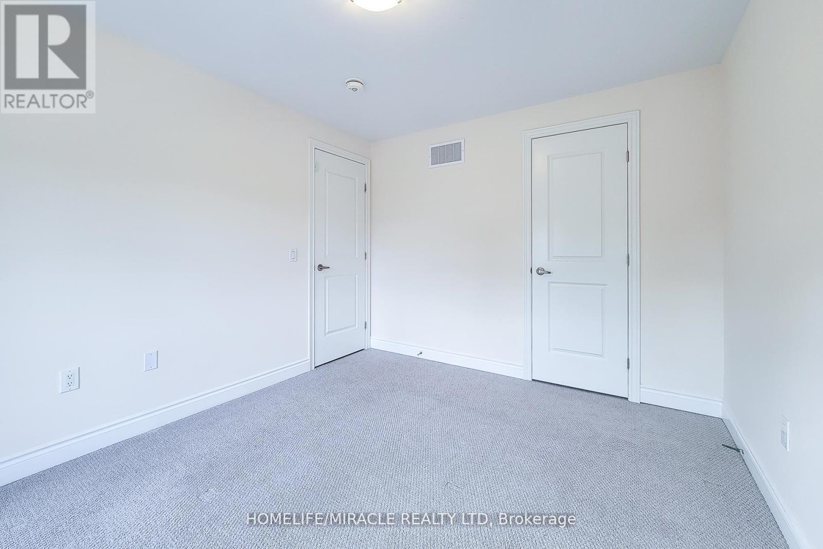 1101 Garner Road, Hamilton, ON - Indoor Photo Showing Other Room