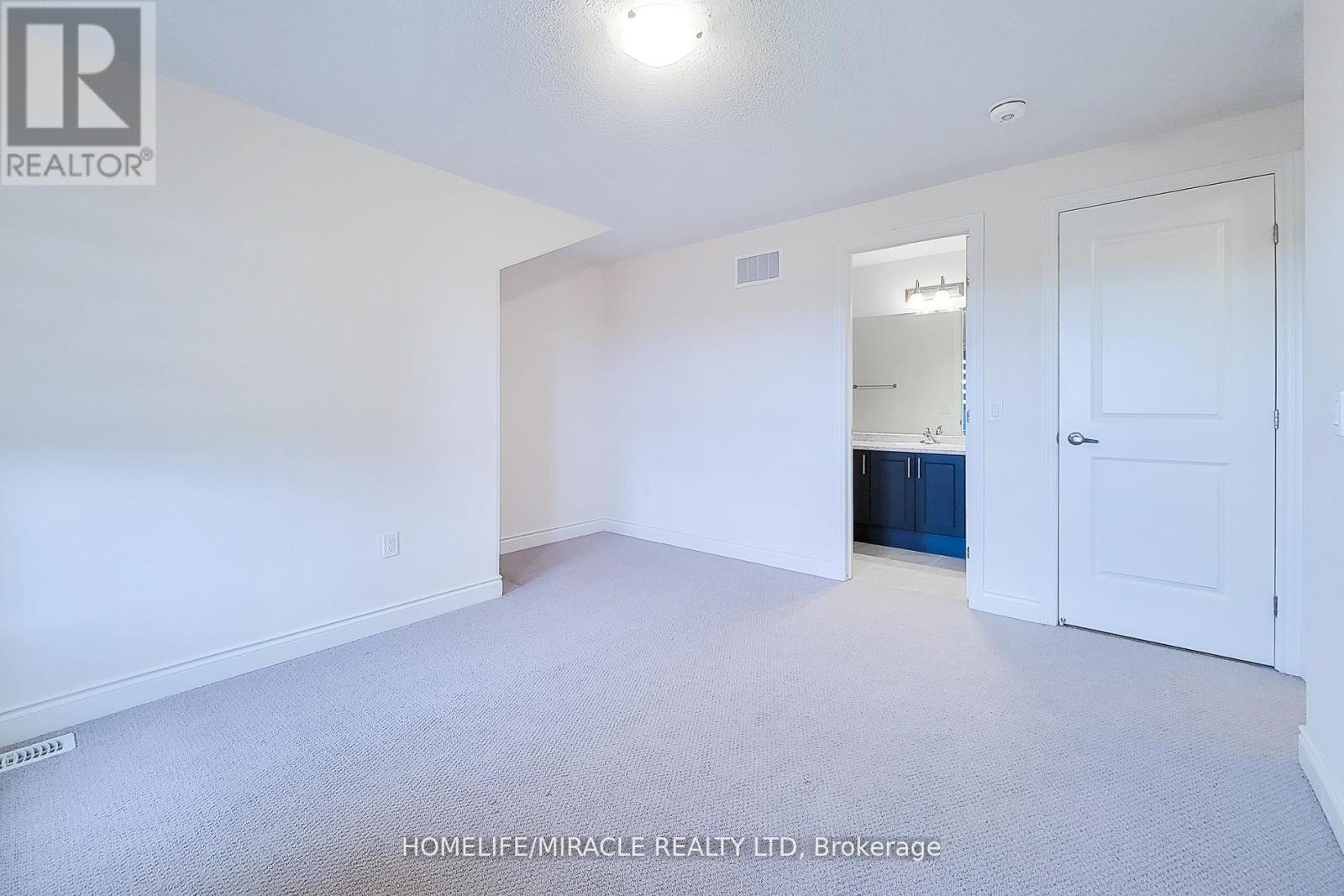 1101 Garner Road, Hamilton, ON - Indoor Photo Showing Other Room