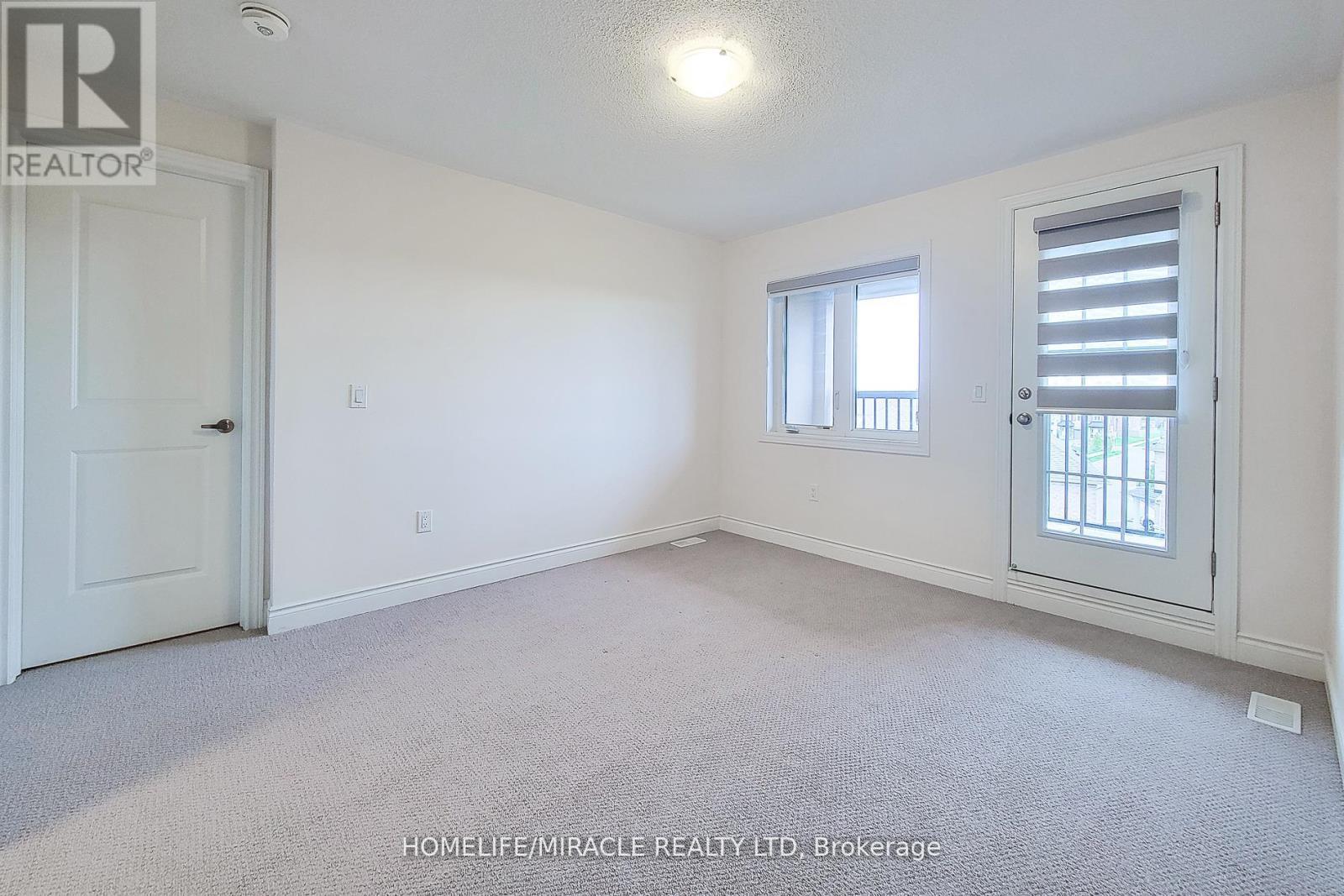 1101 Garner Road, Hamilton, ON - Indoor Photo Showing Other Room