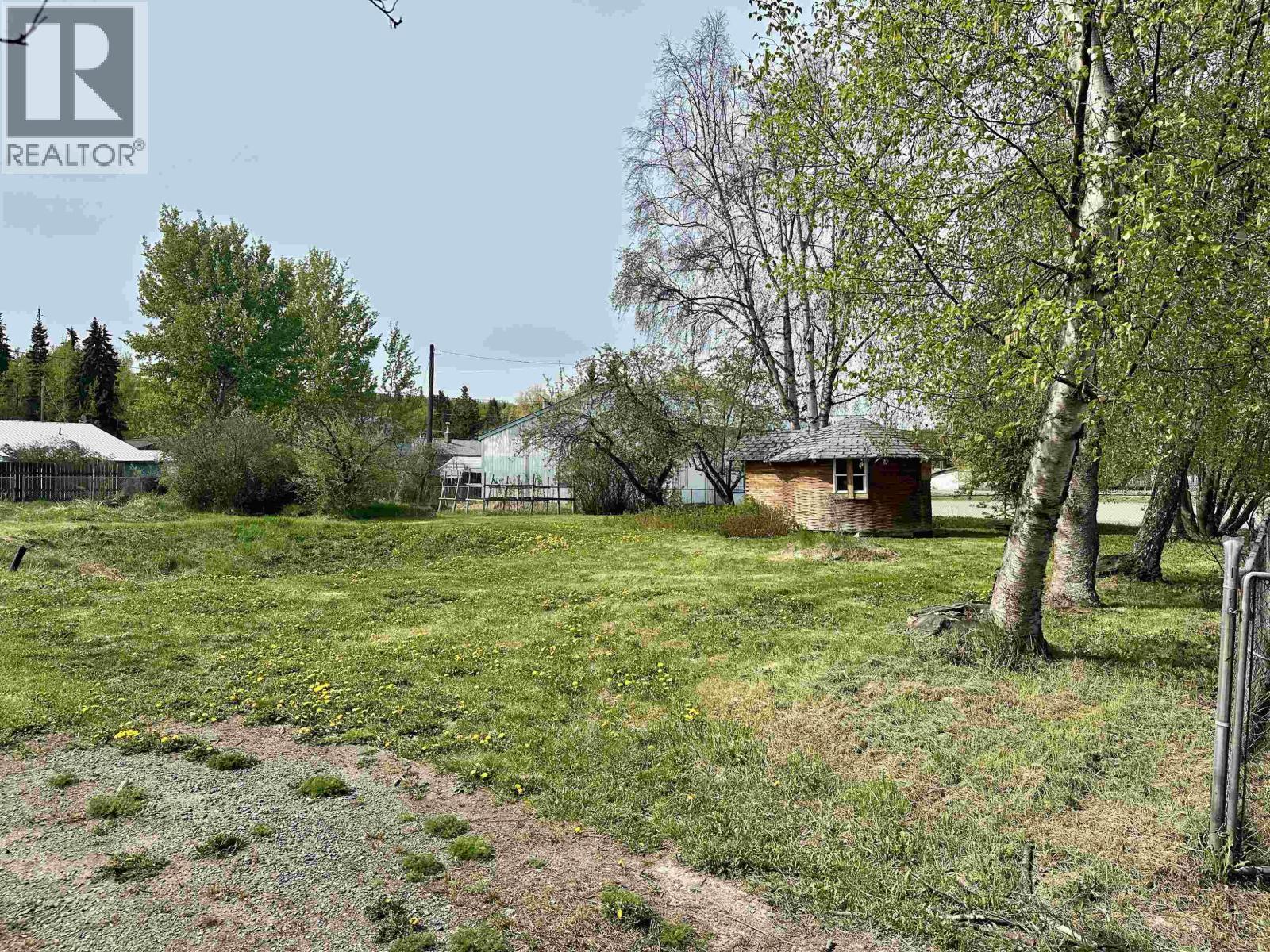 272 W 3Rd Street, Vanderhoof, BC